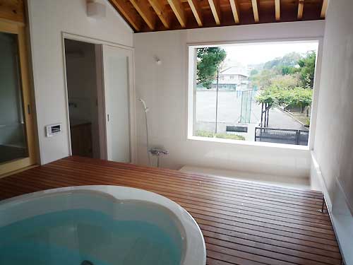 「大岡の家」風呂